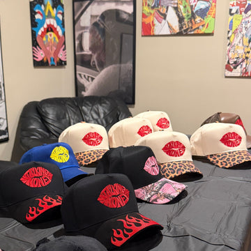 Kiss Hat