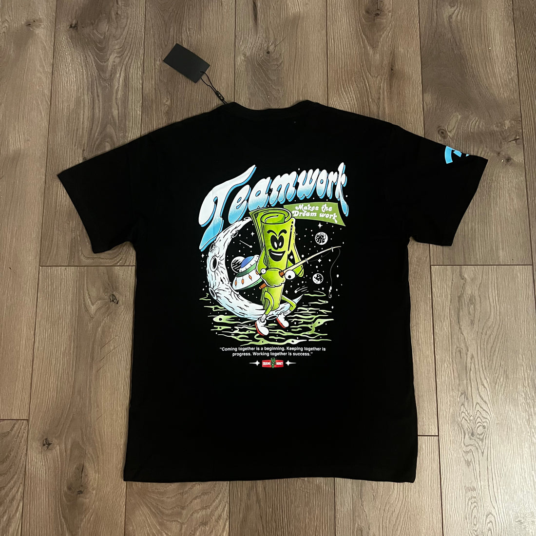 Teamwork tee